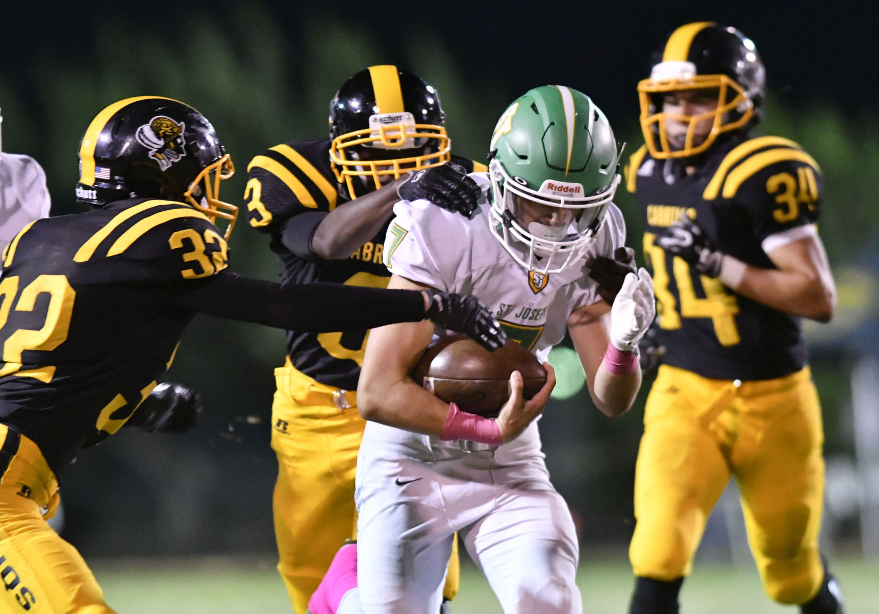 100617 SJ Cabrillo football 14.jpg